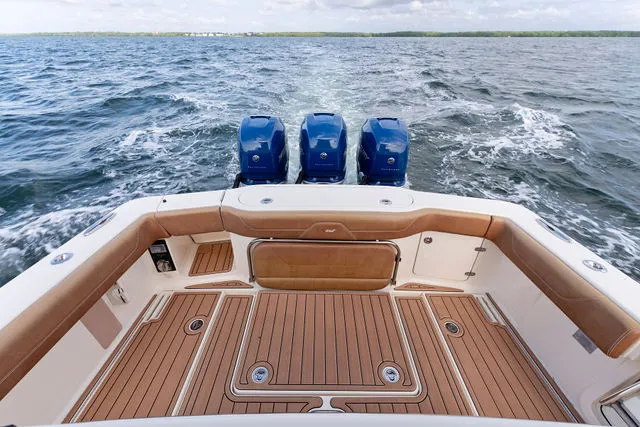 Slide: The Image of Scout 350 LXF 2016 - 52