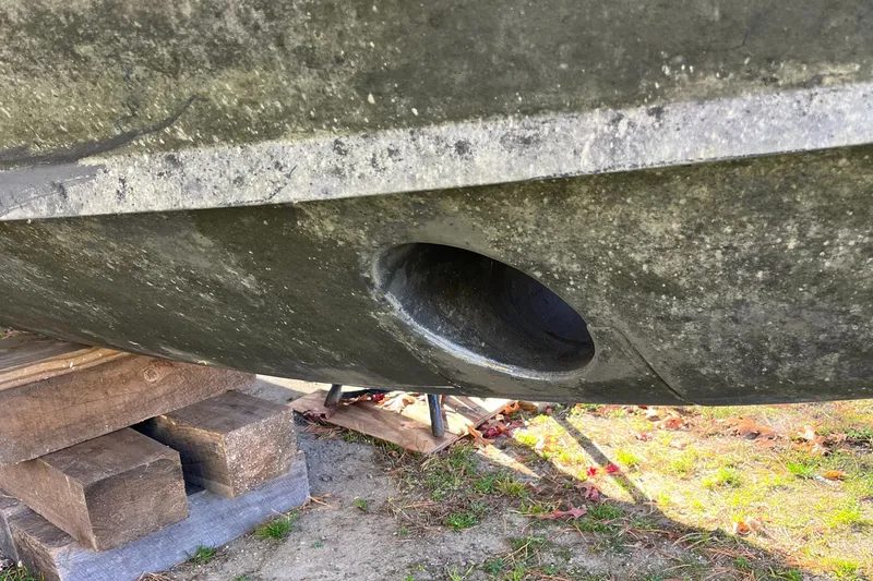 Slide: The Image of Grady-White Express 330 2003 - 54