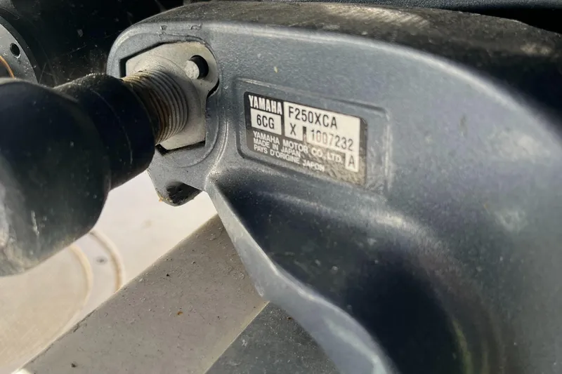 Slide: The Image of Grady-White Express 330 2003 - 56