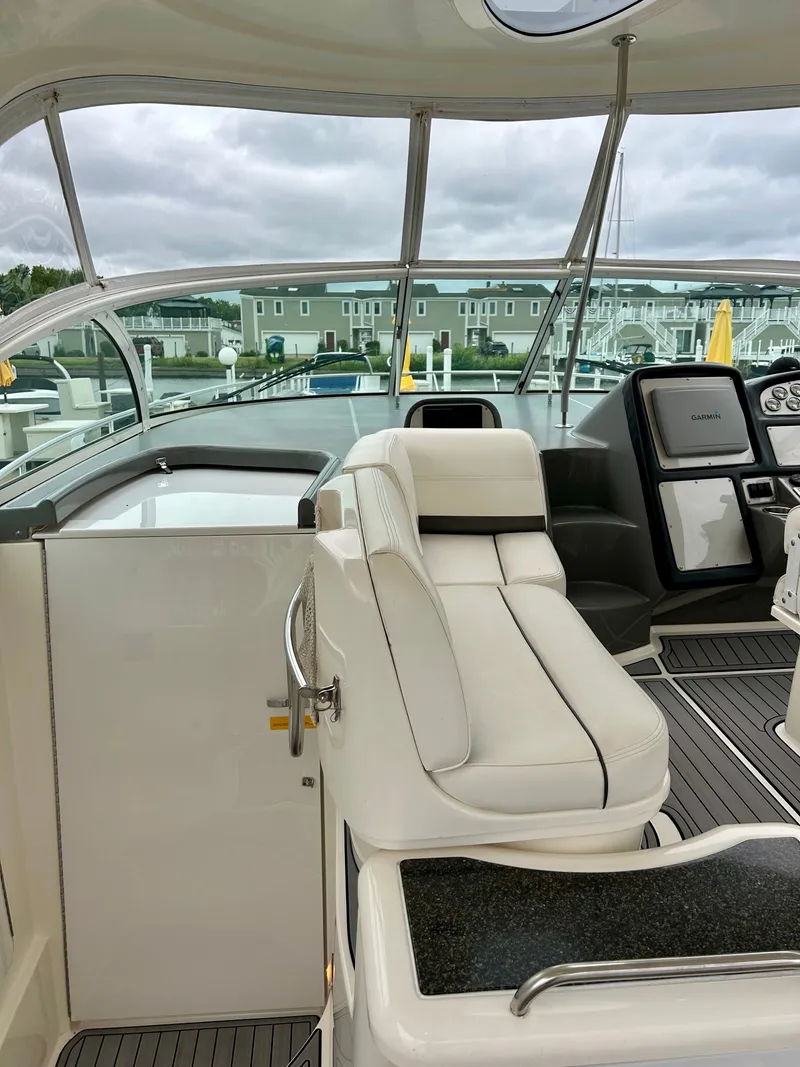 Slide: The Image of Cruisers Yachts 420 Express 2005 - 20