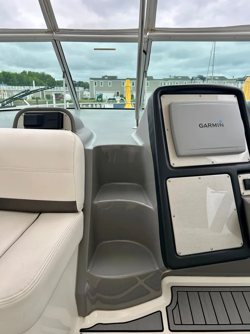 Slide: The Image of Cruisers Yachts 420 Express 2005 - 22