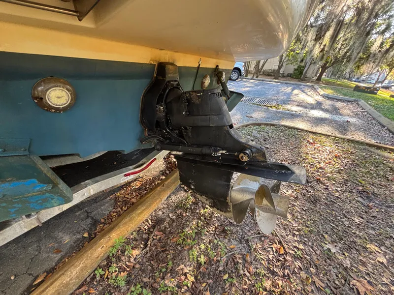 Slide: The Image of 2005 Sea Ray 260 Sundancer boat propeller and stern drive on trailer. - 9