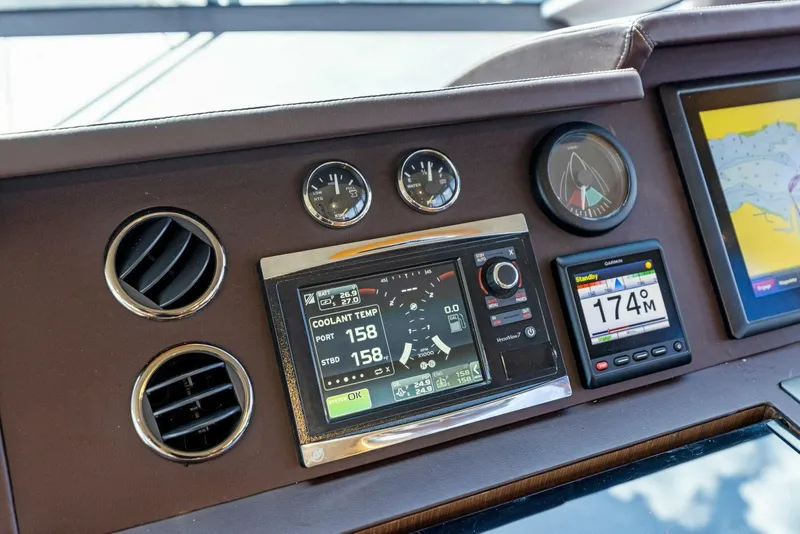 Slide: The Image of 2015 Dyna 60 Motor Yacht 'Wanderlust' - 27