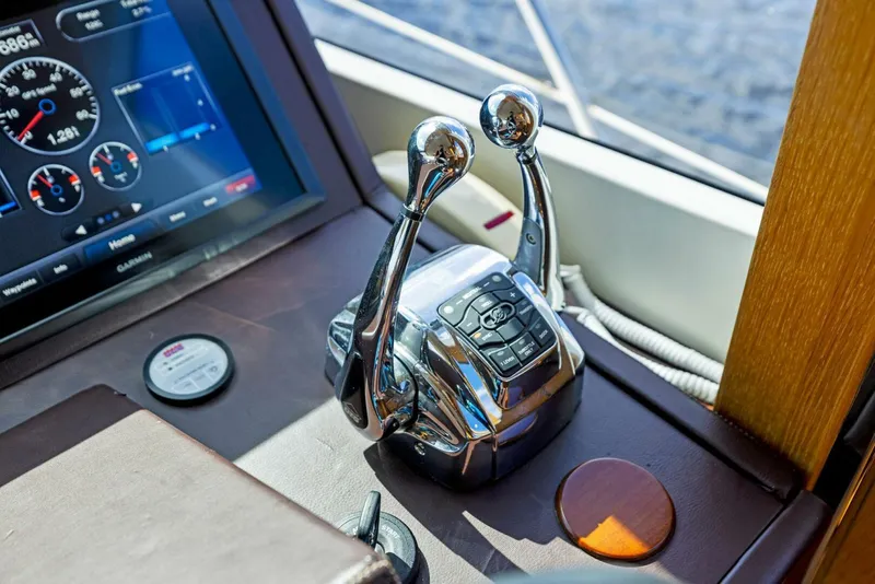 Slide: The Image of 2015 Dyna 60 Motor Yacht 'Wanderlust' - 28
