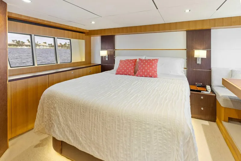 Slide: The Image of 2015 Dyna 60 Motor Yacht 'Wanderlust' - 31