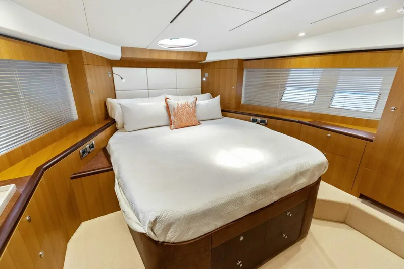 Slide: The Image of 2015 Dyna 60 Motor Yacht 'Wanderlust' - 41