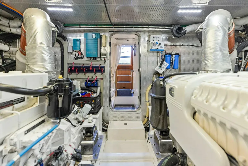 Slide: The Image of 2015 Dyna 60 Motor Yacht 'Wanderlust' - 75