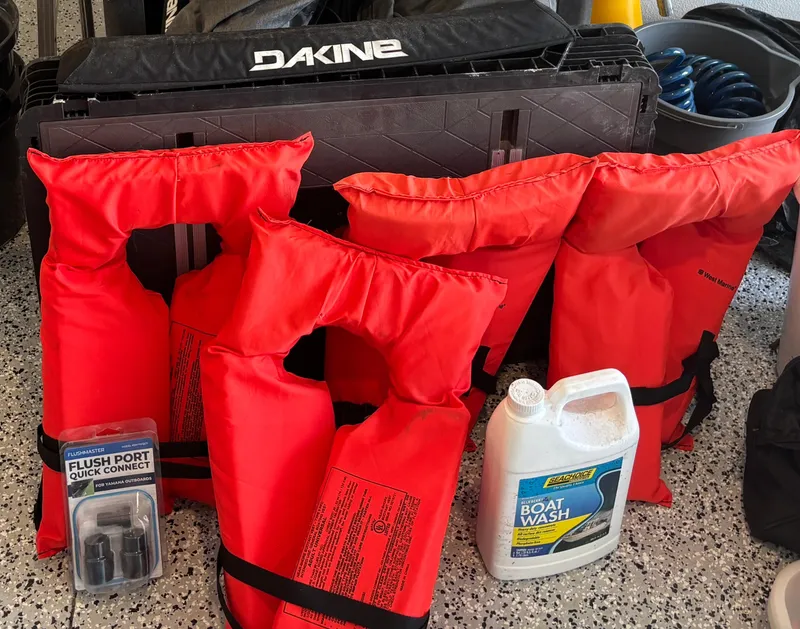 Slide: The Image of Red life jackets, boat wash, and accessories for Sea Hunt Gamefish 27, 2017 model. - 16