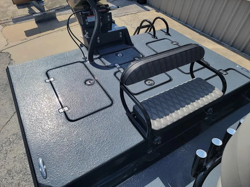 Slide: The Image of 2025 SCB S22 boat deck with seating and storage compartments. - 23