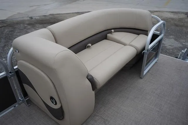 Slide: The Image of Sun Tracker Party Barge 18 2025 - 16