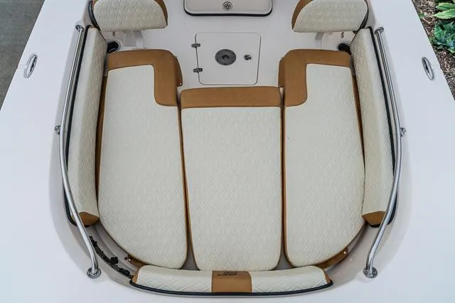 Slide: The Image of Carolina 26 Ultra Elite 2025 - 10