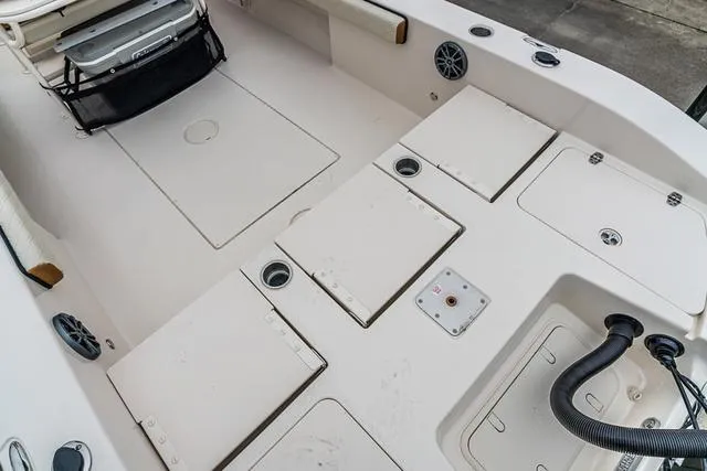 Slide: The Image of Carolina 26 Ultra Elite 2025 - 16