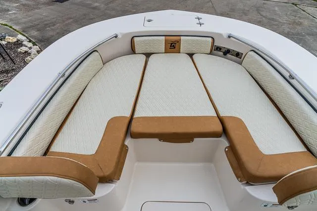 Slide: The Image of Carolina 26 Ultra Elite 2025 - 9