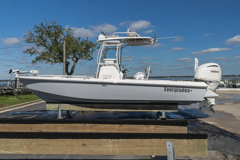 Slide: The Image of Everglades 243CC 2023 - 115