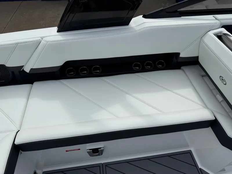 Slide: The Image of Cobalt R8 2025 - 19