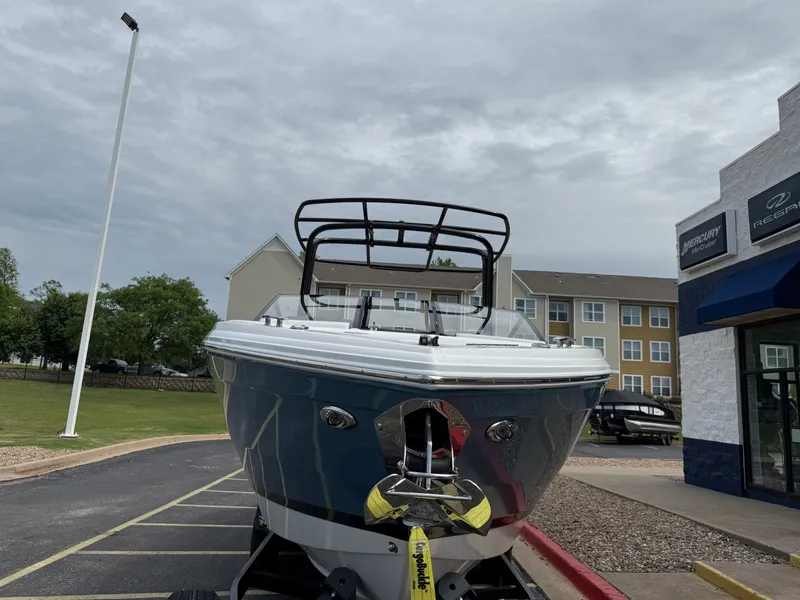 Slide: The Image of Cobalt R8 2025 - 3