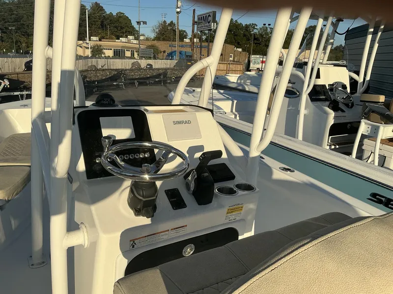 Slide: The Image of Sea Pro 202 Center Console 2024 - 12