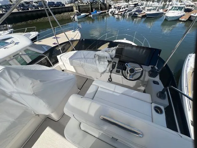 Slide: The Image of Regal 38 Fly 2023 - 17