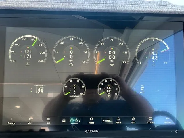 Slide: The Image of Regal 38 Fly 2023 - 20