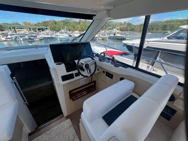 Slide: The Image of Regal 38 Fly 2023 - 6