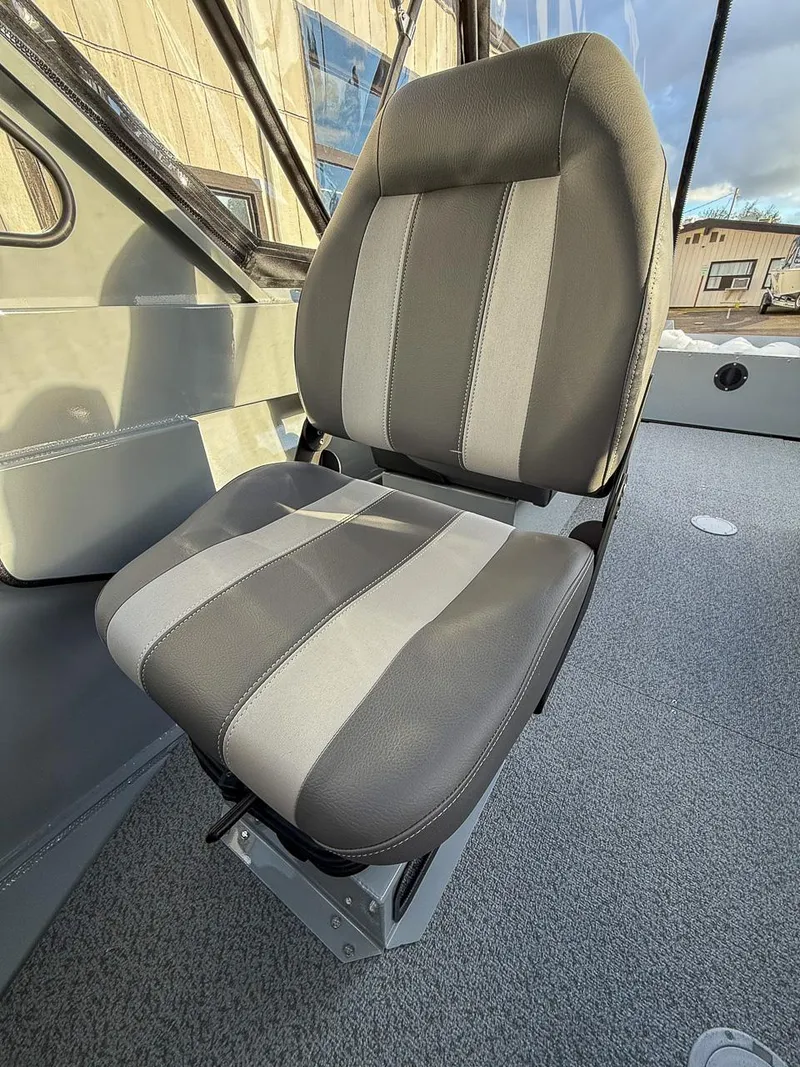 Slide: The Image of Hewescraft 180 Sportsman 2026 - 9