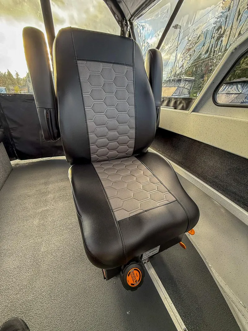 Slide: The Image of North River 22' Seahawk 2026 - 9