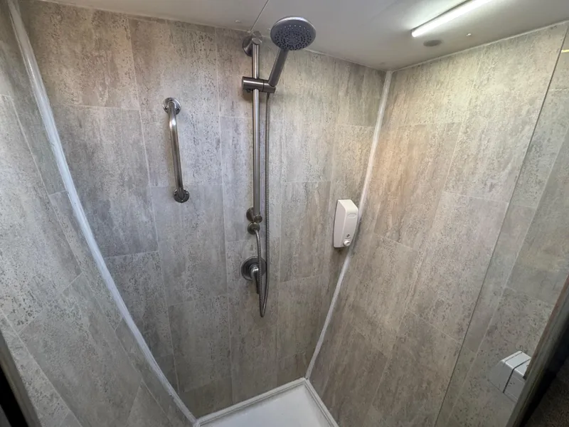 Slide: The Image of Lagoon 410 2001 - 55