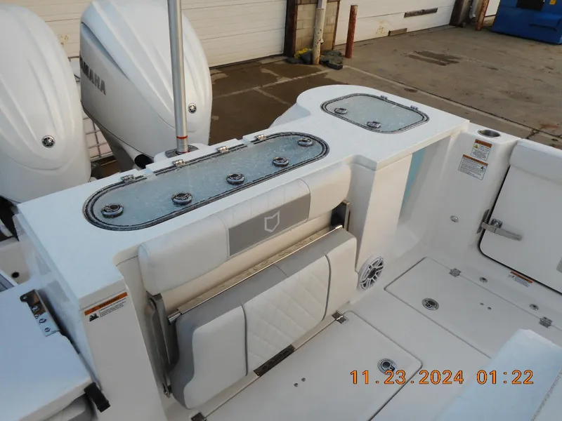 Slide: The Image of Pressurized Livewells - 12