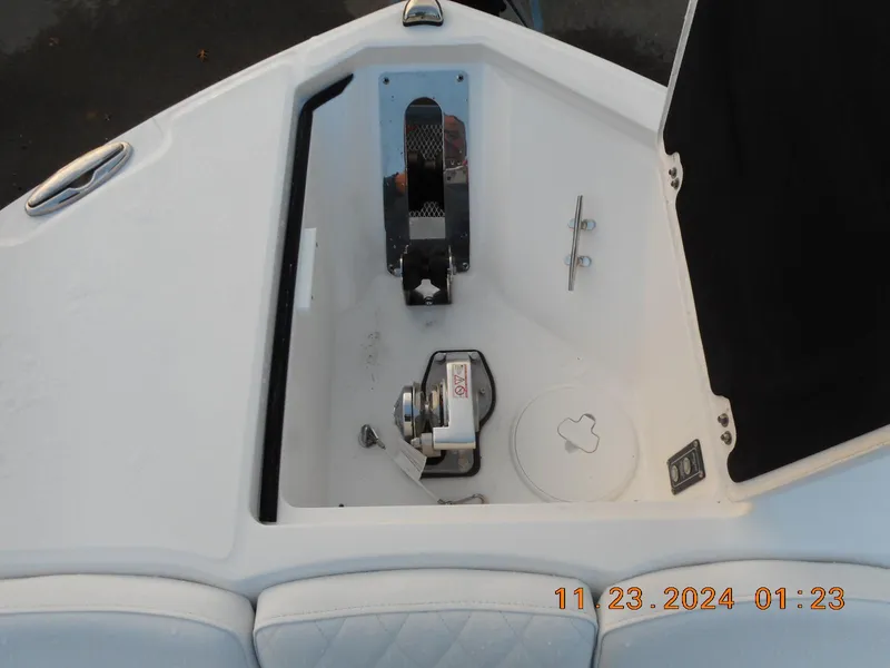 Slide: The Image of Windlass - 22