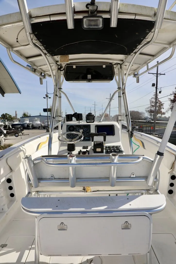 Slide: The Image of Sea Chaser 2600 CC 2005 - 4