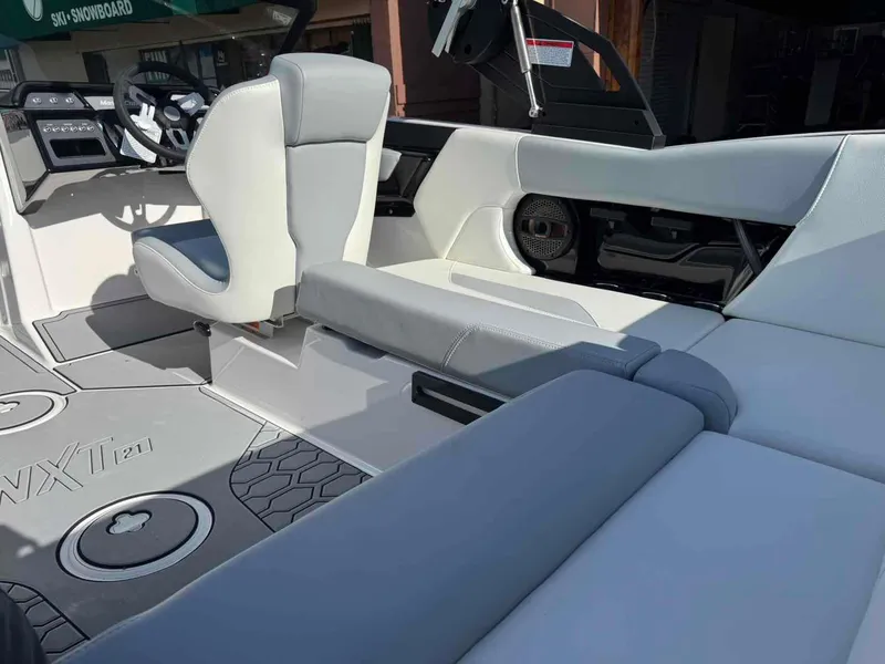 Slide: The Image of MasterCraft NXT21 2025 - 14