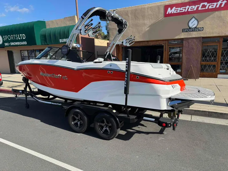 Slide: The Image of MasterCraft NXT21 2025 - 4
