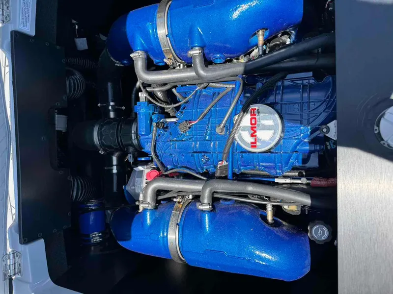 Slide: The Image of MasterCraft NXT22 2025 - 16