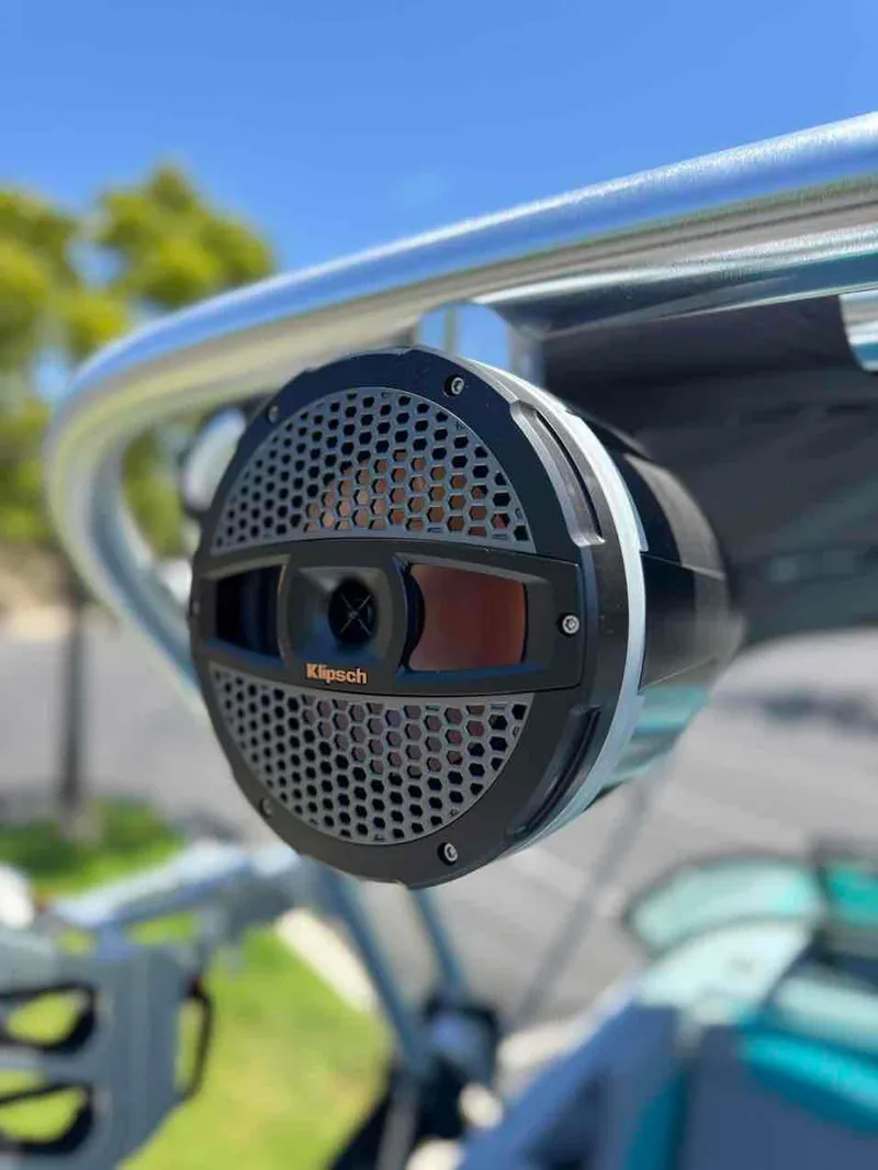 Slide: The Image of MasterCraft NXT22 2025 - 17