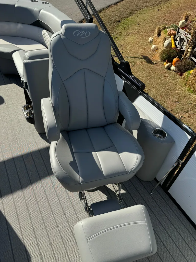 Slide: The Image of Manitou Encore 2022 - 15