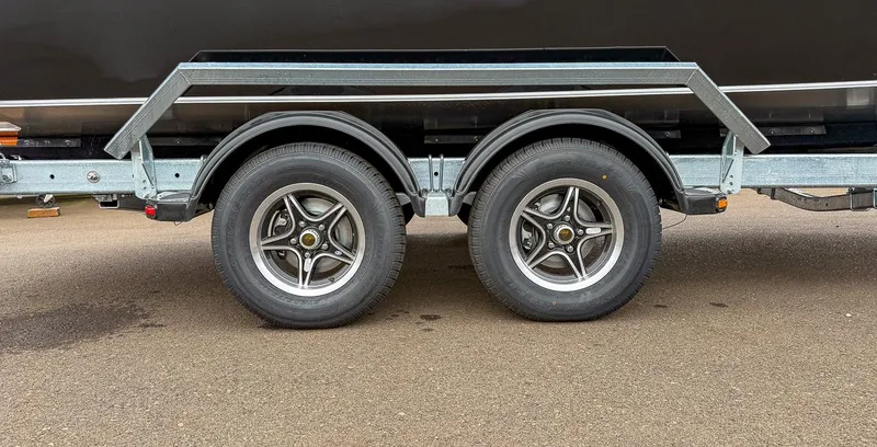 Slide: The Image of Hewescraft 220 Ocean Pro HT 2025 - 24