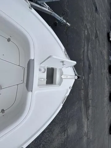 Slide: The Image of Parker Marine 2200 Center Console 2025 - 11