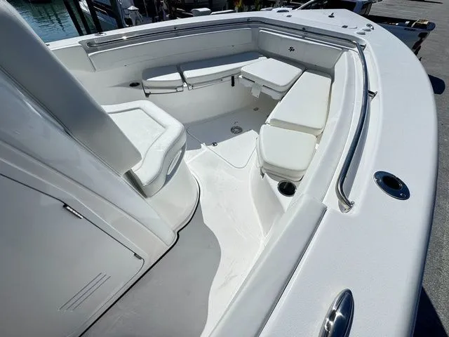 Slide: The Image of Sea Pro 242 Sport CC 242CC Center Console 242Sport 2025 - 12