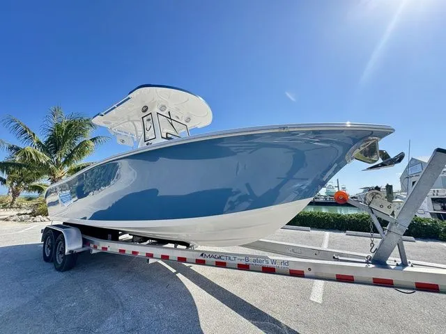 Slide: The Image of Sea Pro 242 Sport CC 242CC Center Console 242Sport 2025 - 19