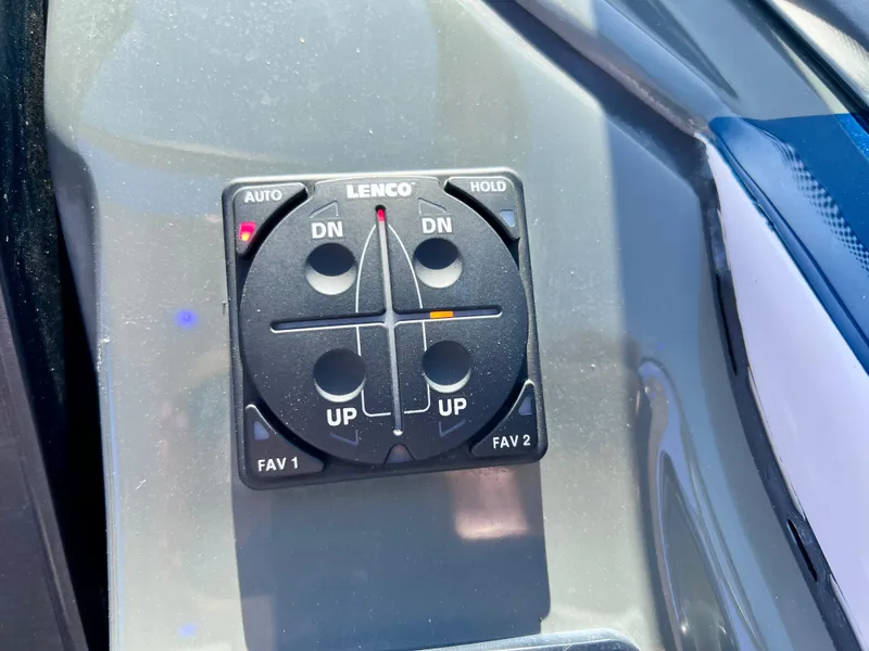 Slide: The Image of Aviara AV32 OB 2022 - 72