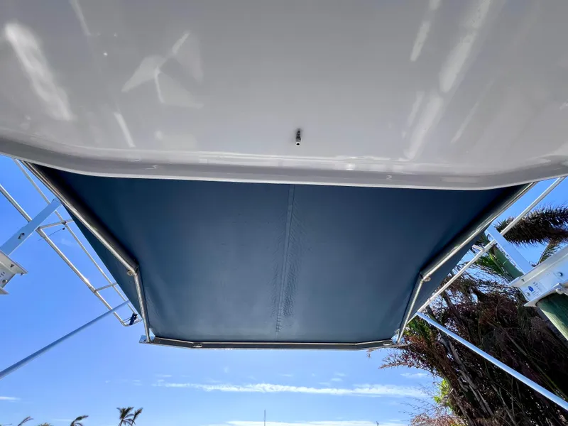 Slide: The Image of Aviara AV32 OB 2022 - 78