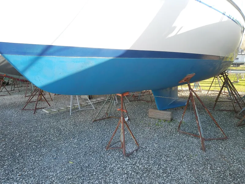 Slide: The Image of Catalina 36 MkII 1995 - 58