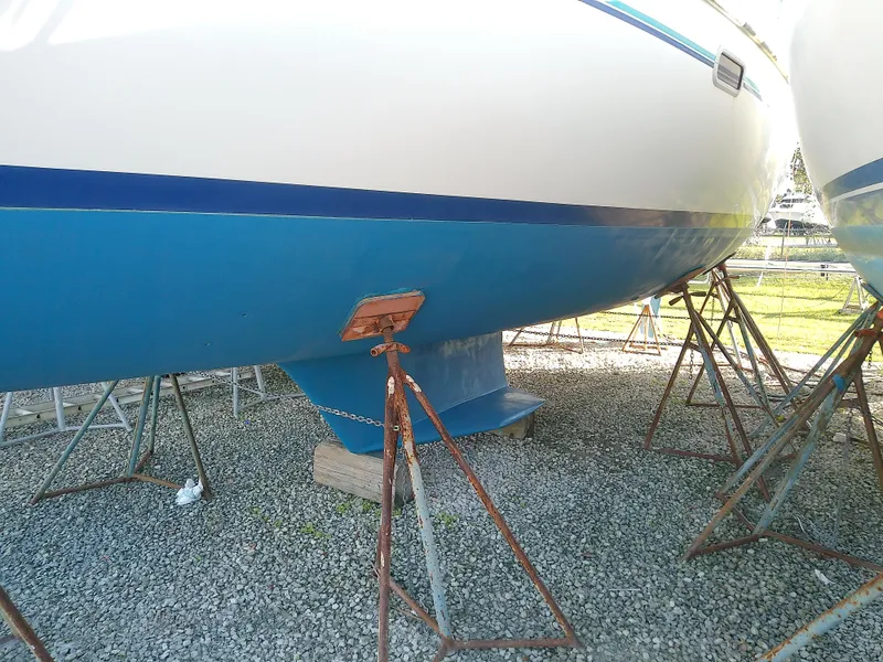 Slide: The Image of Catalina 36 MkII 1995 - 60