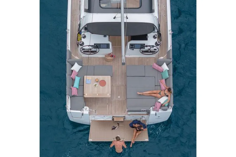 Slide: The Image of Manufacturer Provided Image - 5