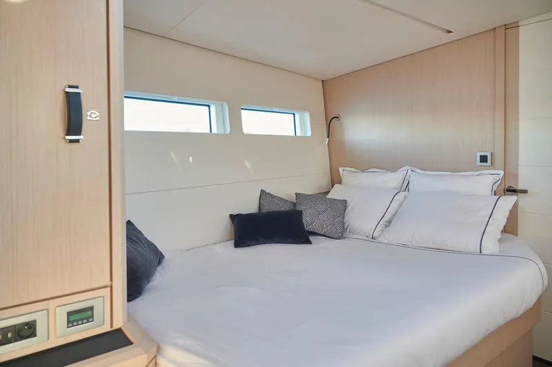 Slide: The Image of Manufacturer Provided Image: Manufacturer Provided Image - 27