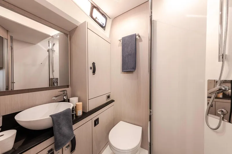 Slide: The Image of Manufacturer Provided Image: Manufacturer Provided Image - 31