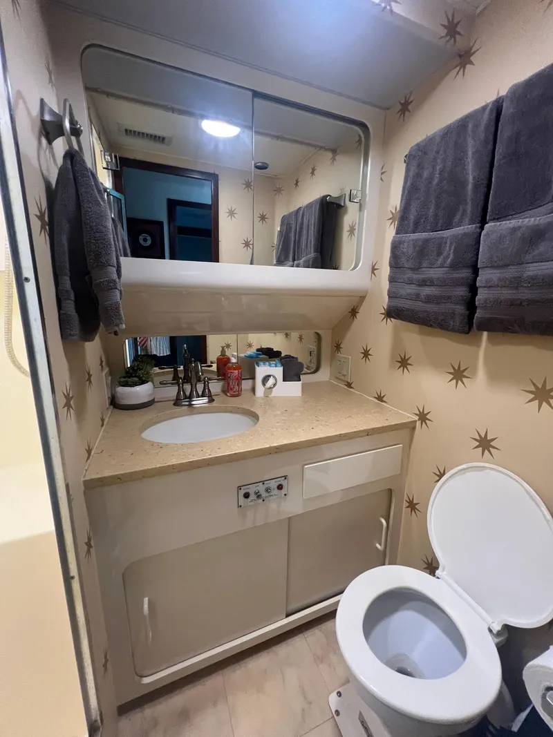 Slide: The Image of Hatteras 70 Cockpit Motor Yacht 1990 - 64