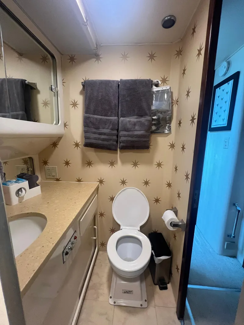 Slide: The Image of Hatteras 70 Cockpit Motor Yacht 1990 - 65