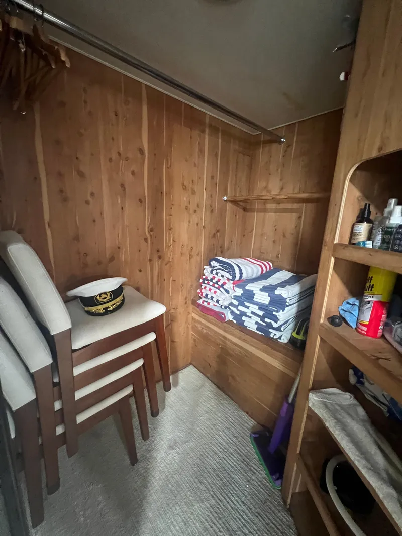 Slide: The Image of Hatteras 70 Cockpit Motor Yacht 1990 - 88