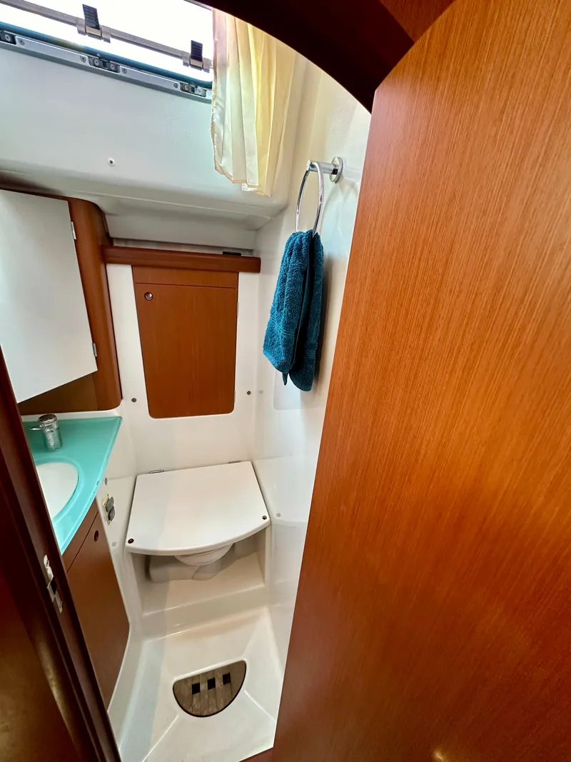 Slide: The Image of Beneteau 57 2010 - 51
